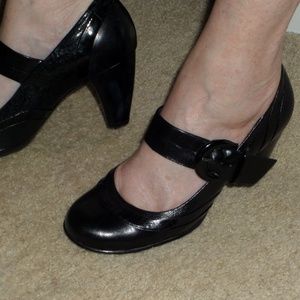 WOMEN SHOES  " NEW "